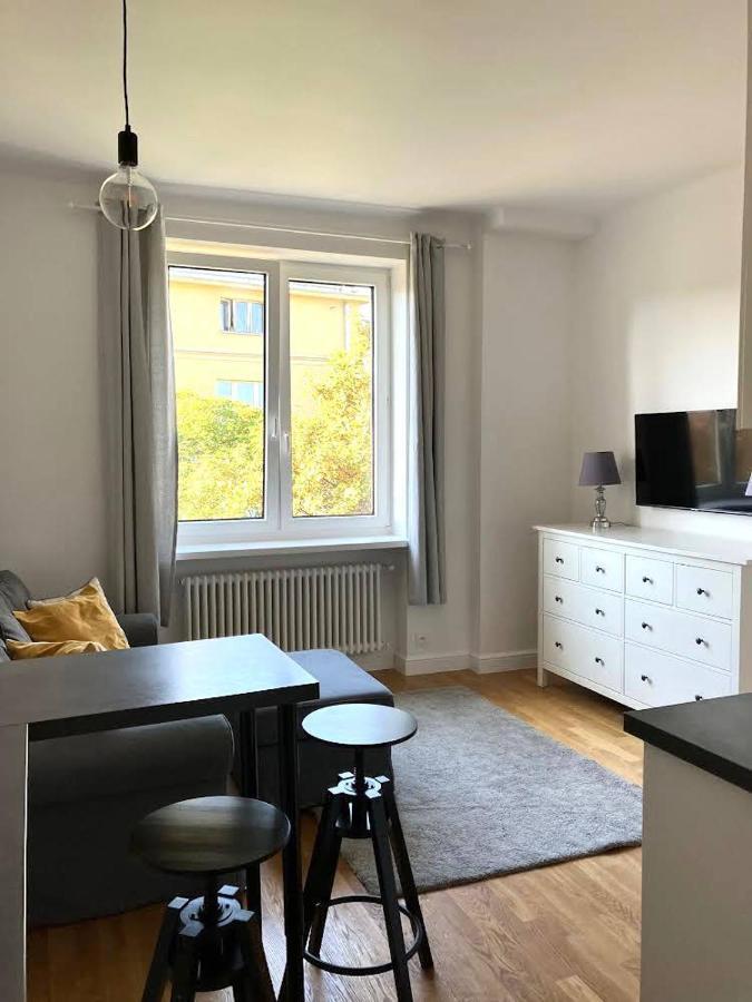 Cute Apartment In The City Center , 2-Beds , Wi-Fi - By Hik Apartments Варшава Экстерьер фото