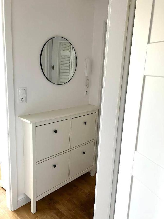 Cute Apartment In The City Center , 2-Beds , Wi-Fi - By Hik Apartments Варшава Экстерьер фото